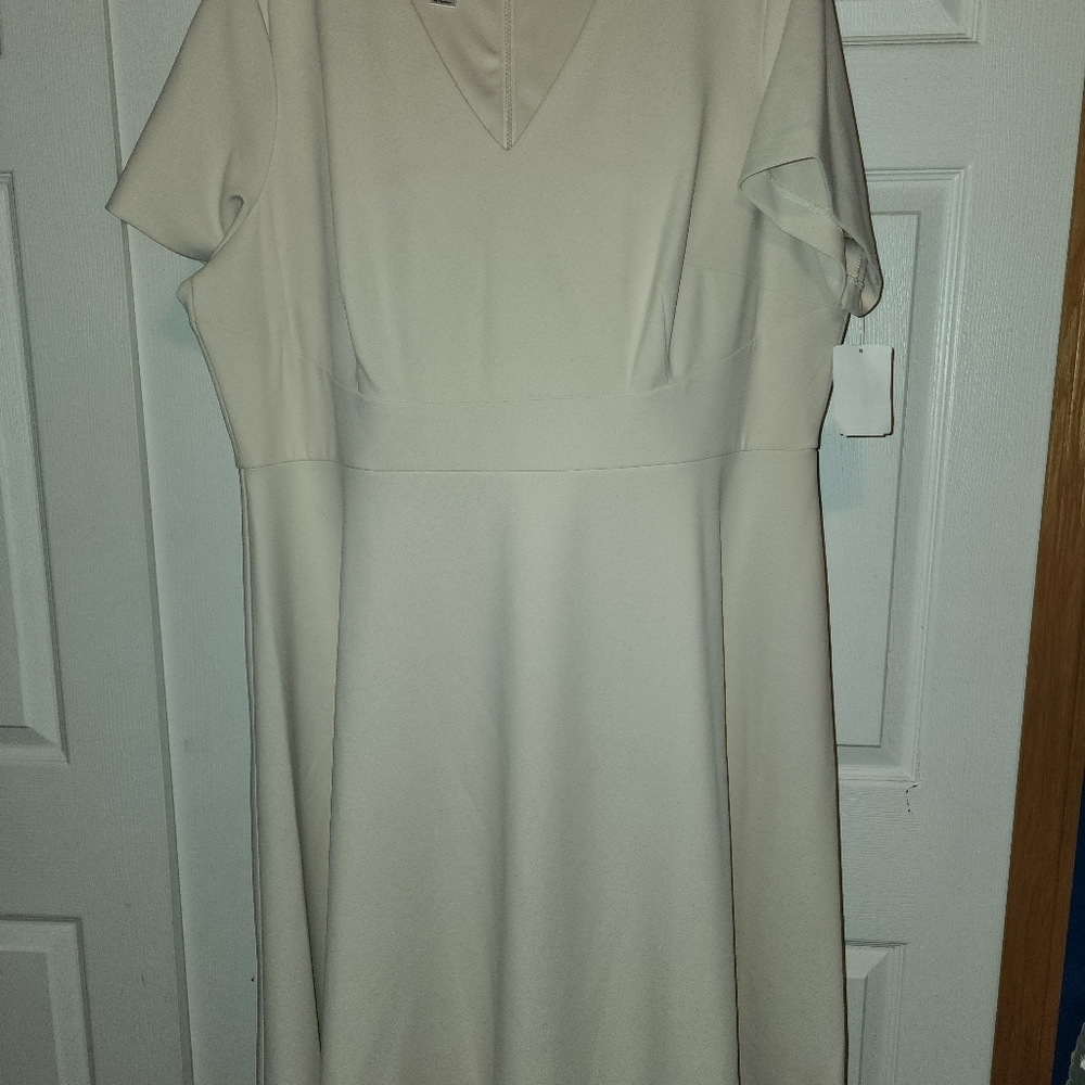 DM collection dress